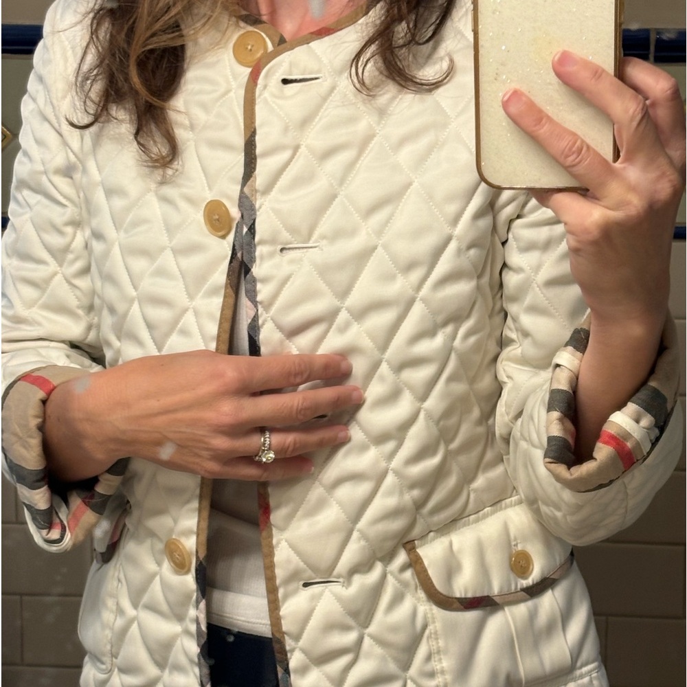 Gorgeous ! RARE! Burberry jacket - Picture 16 of 16